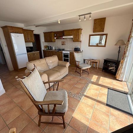 Oneills Apartments Беллихейг Экстерьер фото