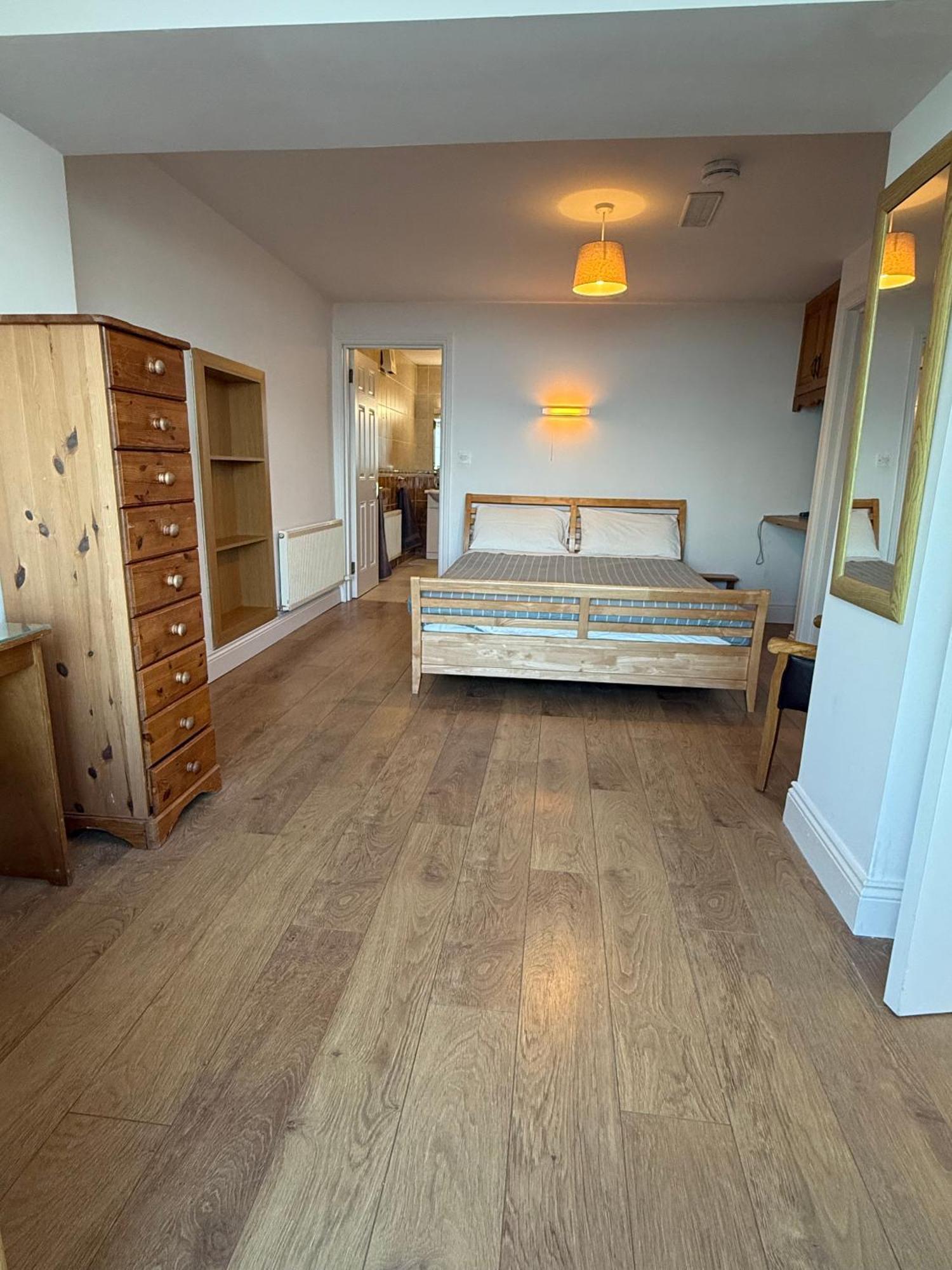 Oneills Apartments Беллихейг Экстерьер фото