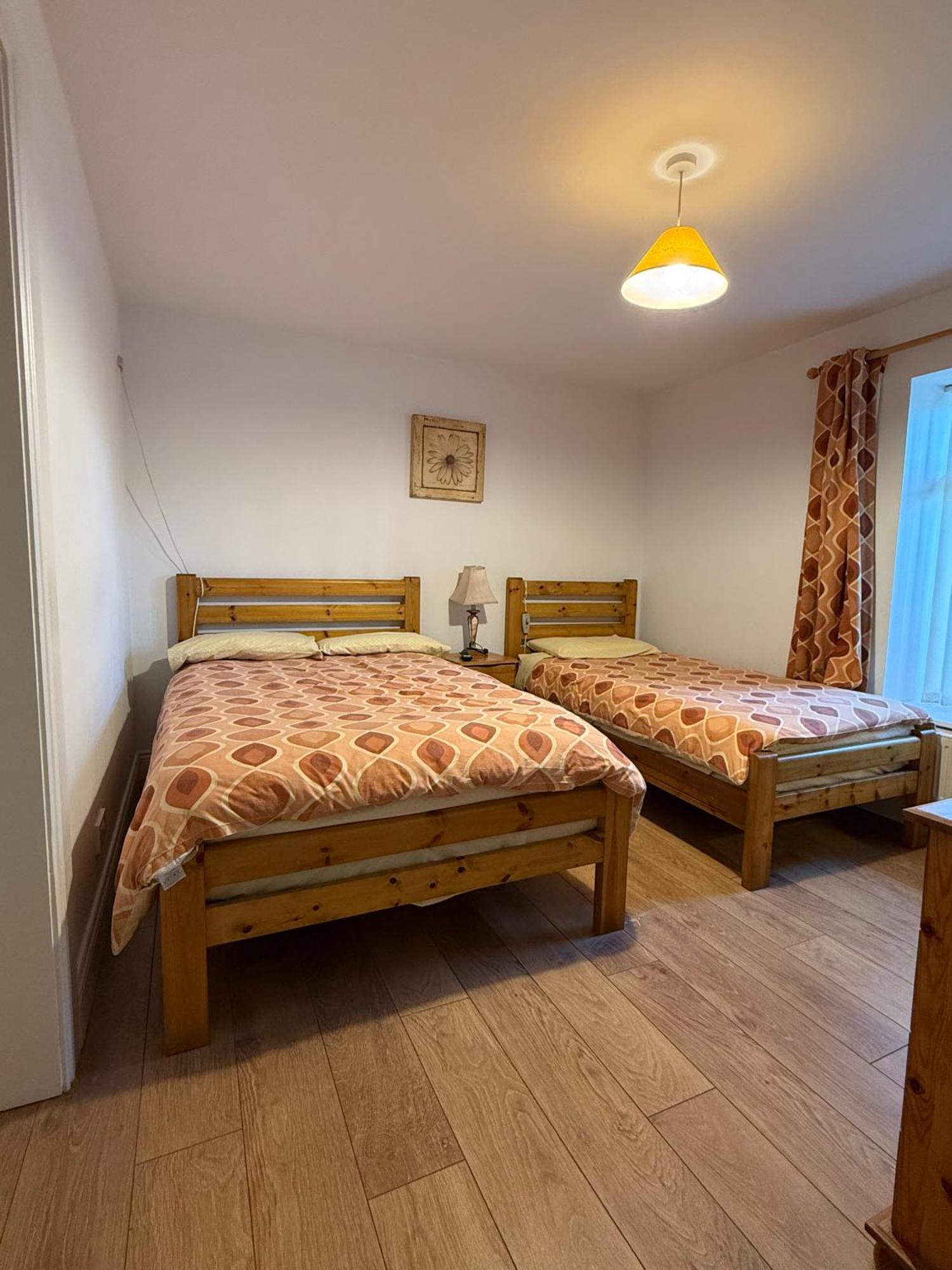 Oneills Apartments Беллихейг Экстерьер фото
