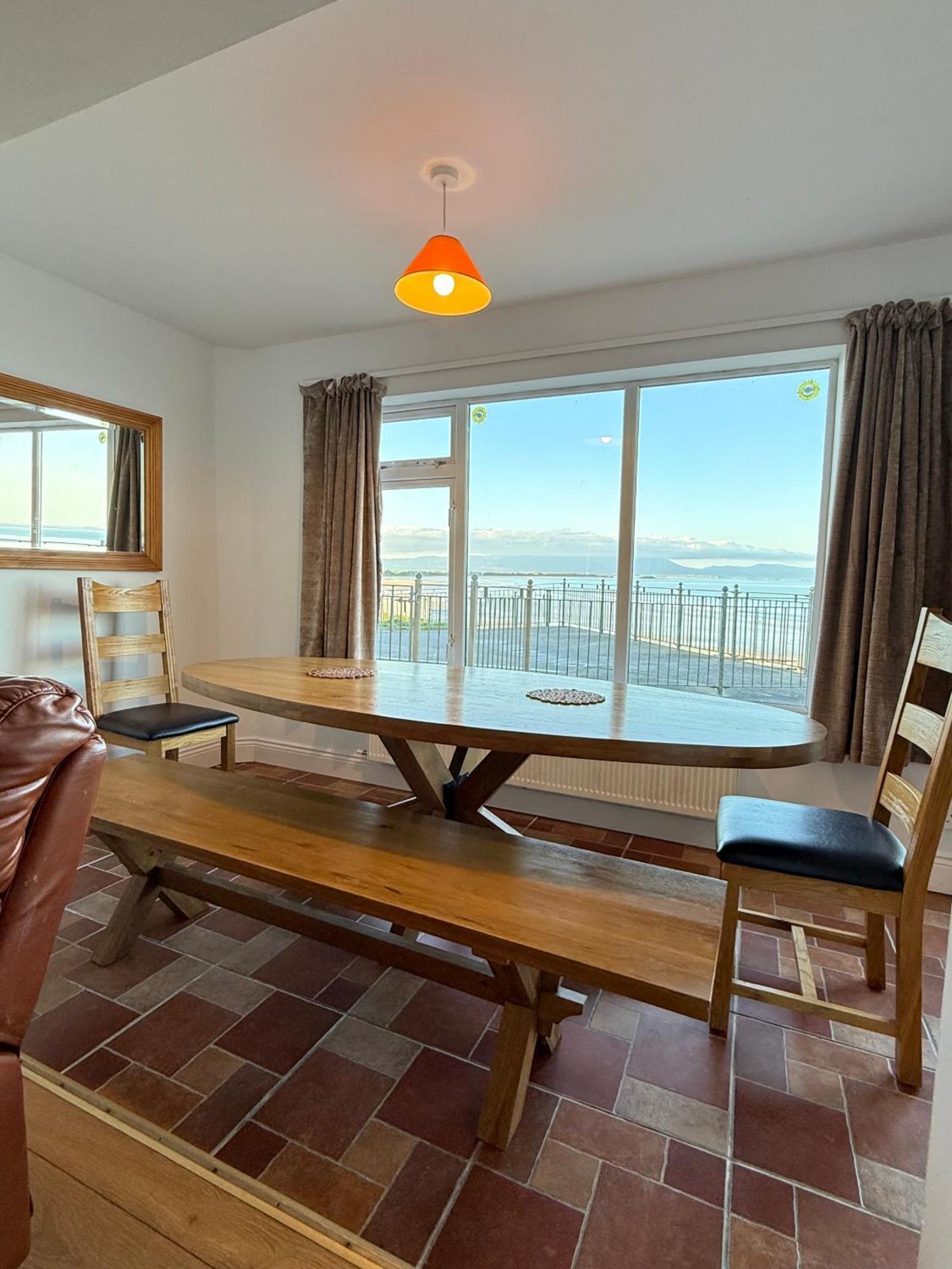 Oneills Apartments Беллихейг Экстерьер фото